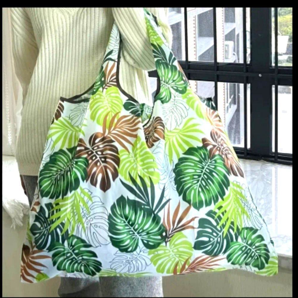Palm plant leaf Print Shoulder Tote Bag, Portable  collapsible shopping …